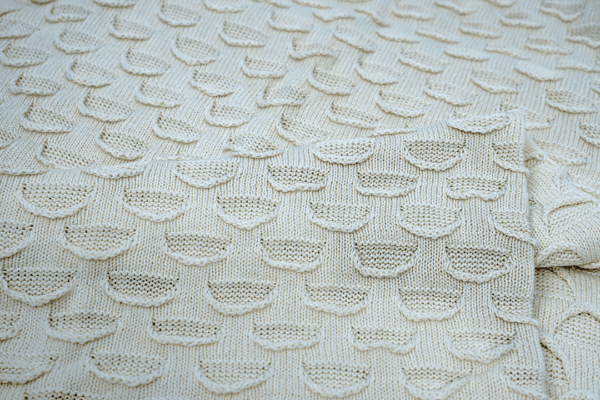 Odayu White Knitted Throw